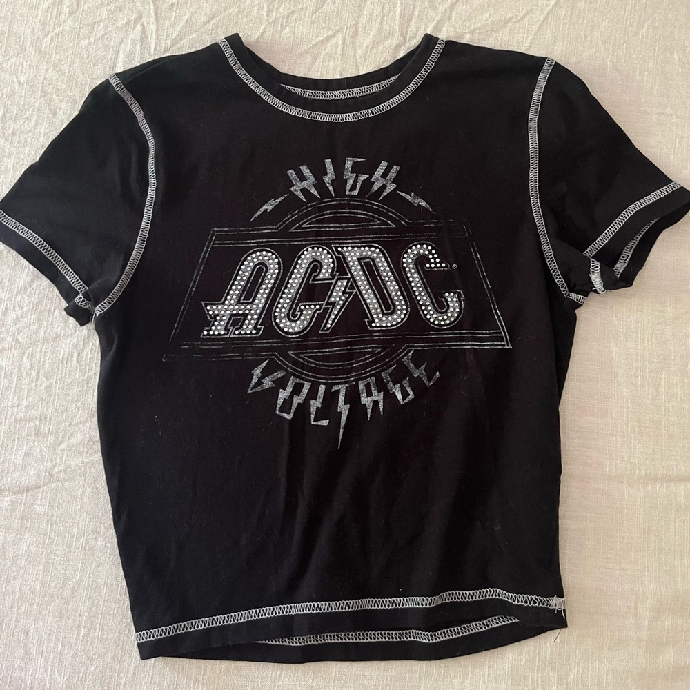 Black Crop top